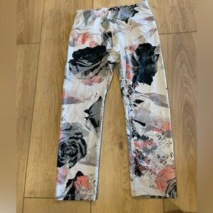 Apana Abstract Multicolor Leggings